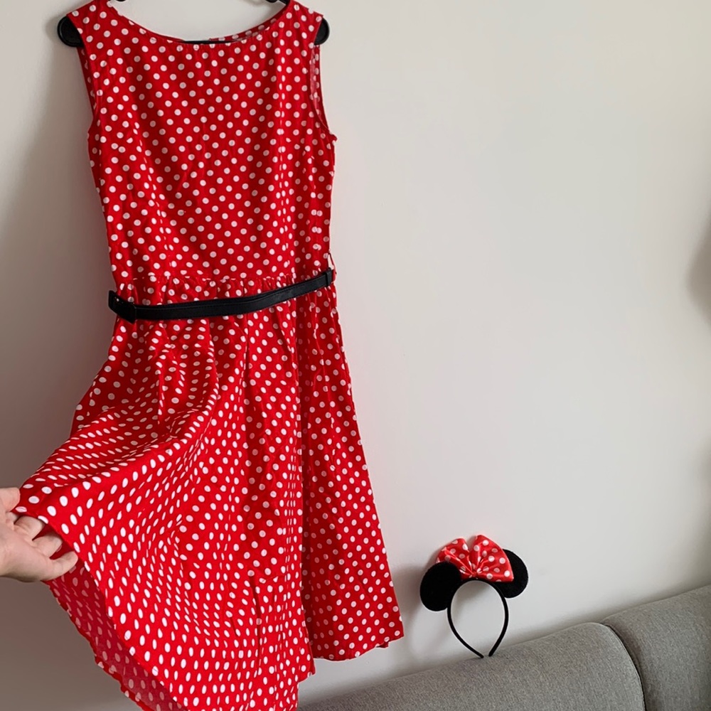 Mickey Mouse Caton Dress size M